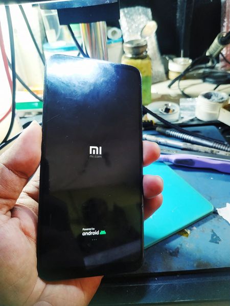 Xiaomi mi play lotus display blacklight blank screen